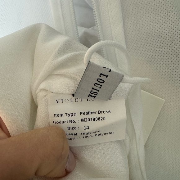 PAR VIOLET White Feather Mini Dress - AGE OF INNOCENCE DRESS WHITE - Picture 8 of 9